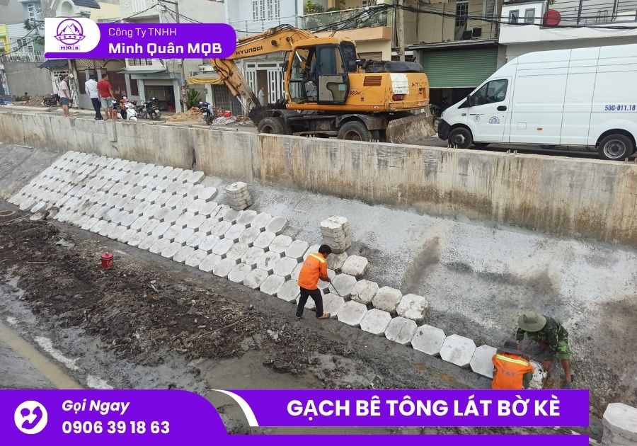 Sự khác nhau của gạch bê tông lát bờ kè có lỗ và không lỗ